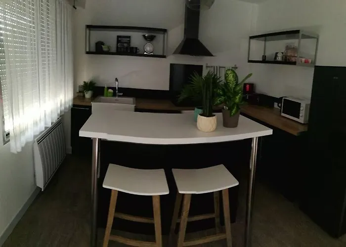 555 Appartement Calme Et Climatise Au Coeur Du Village