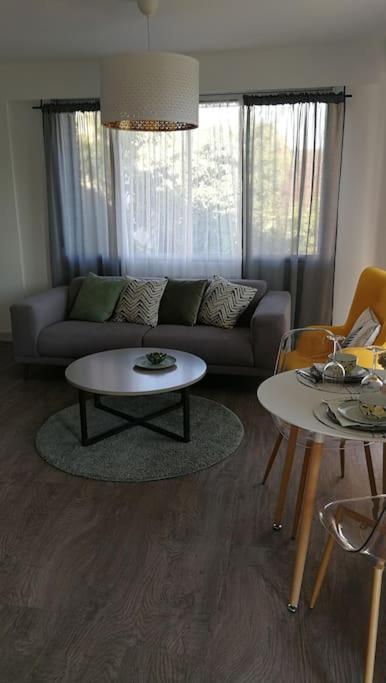 555 Calme Et Climatise Au Coeur Du Village Apartment